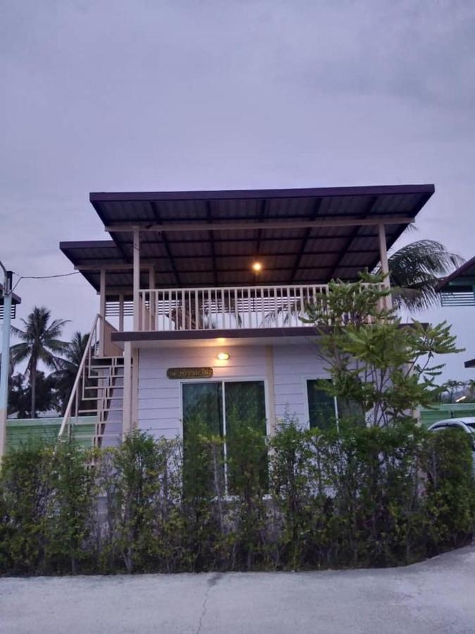 บ้านฟ้ารักตะวัน Holiday home Cha-Am